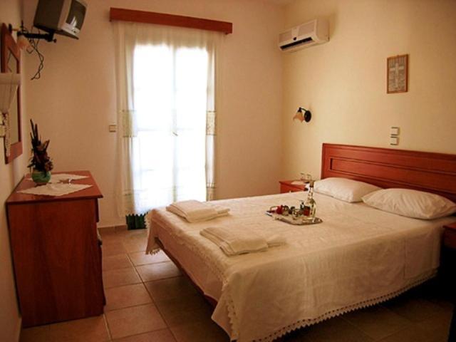 Pirgos Stelida Hotel Oda fotoğraf
